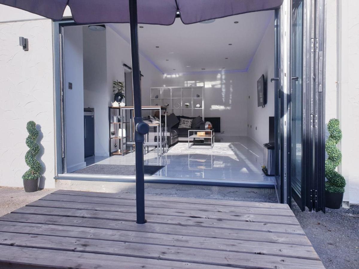 The Studio, Luxury Modern Apartment In The South Hams, Stunning Walks On The Doorstep, A 20 Minute Drive To The Beautiful Sandy Beaches, Quiet Courtyard Setting, Shops, Bars And Restaurants A Short Walk Away! Ivybridge Zewnętrze zdjęcie